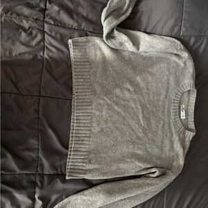 Women’s Gray Crewneck Sweater